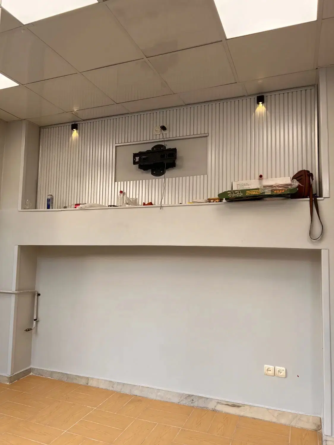 فروش مغازه وهابی لوکیشن تاپ ۴۴ متر سندی