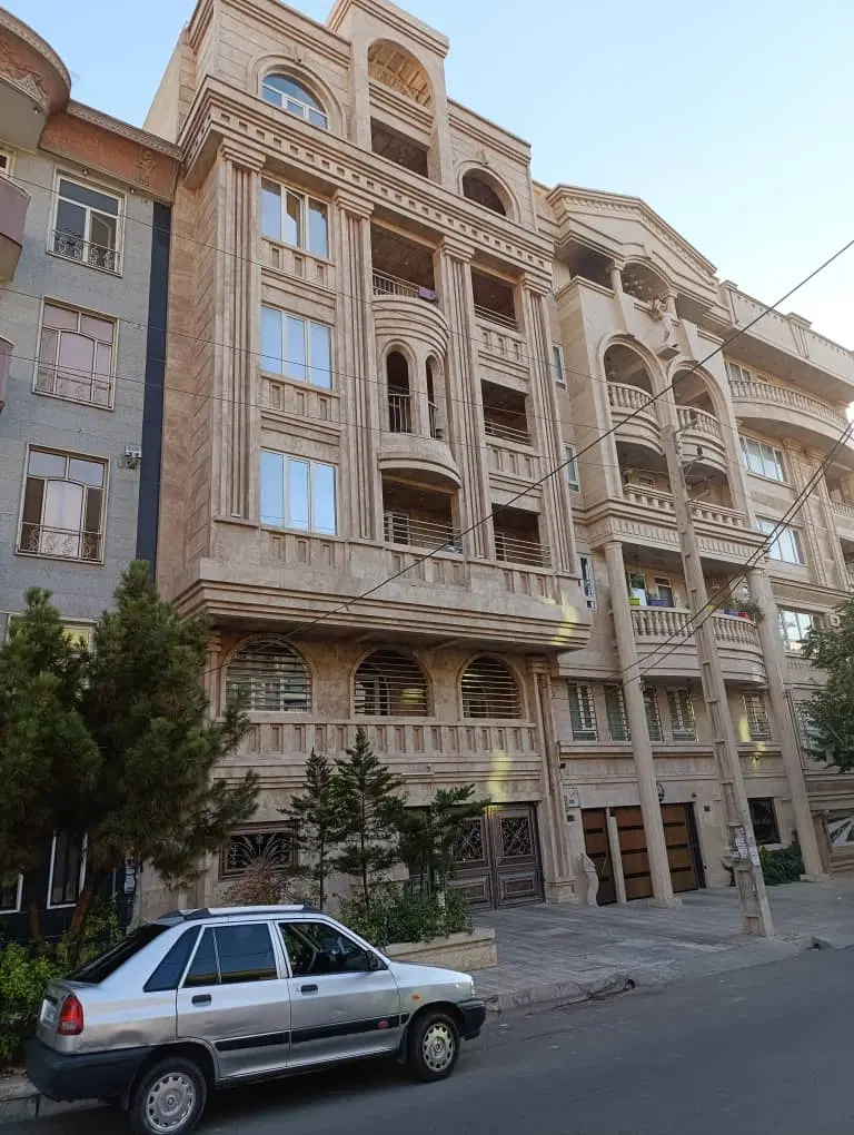 زمین  فروشی