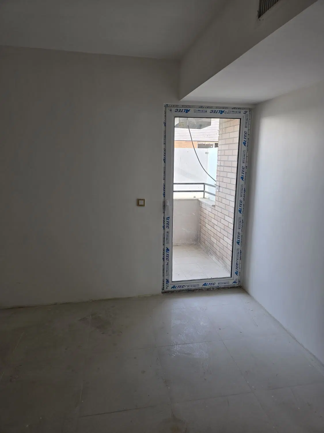 آپارتمان ۸۵ متری نوساز