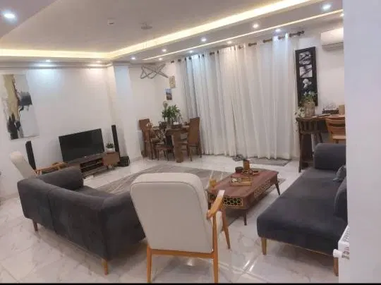 پنت هاوس ۱۶۲ متری در رشتیان کوچه ۱۸
