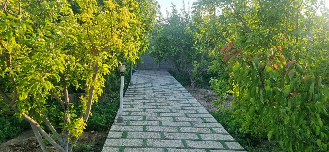 باغ ویلا فروش ۷۰۰ متر