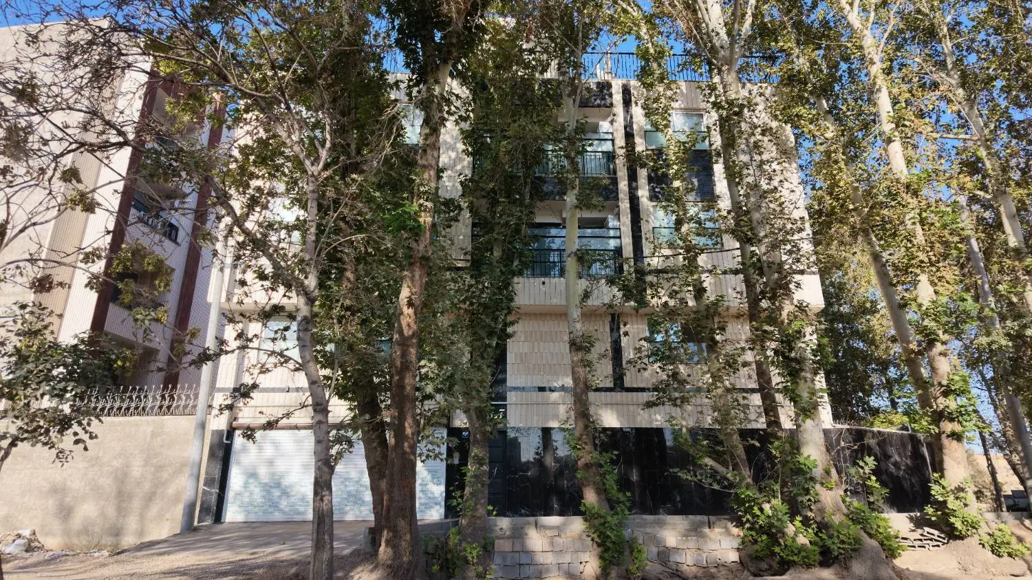 آپارتمان میرزاطاهر