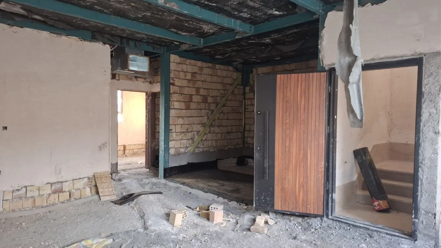خانه ی ویلایی چهکند سر دو نبش