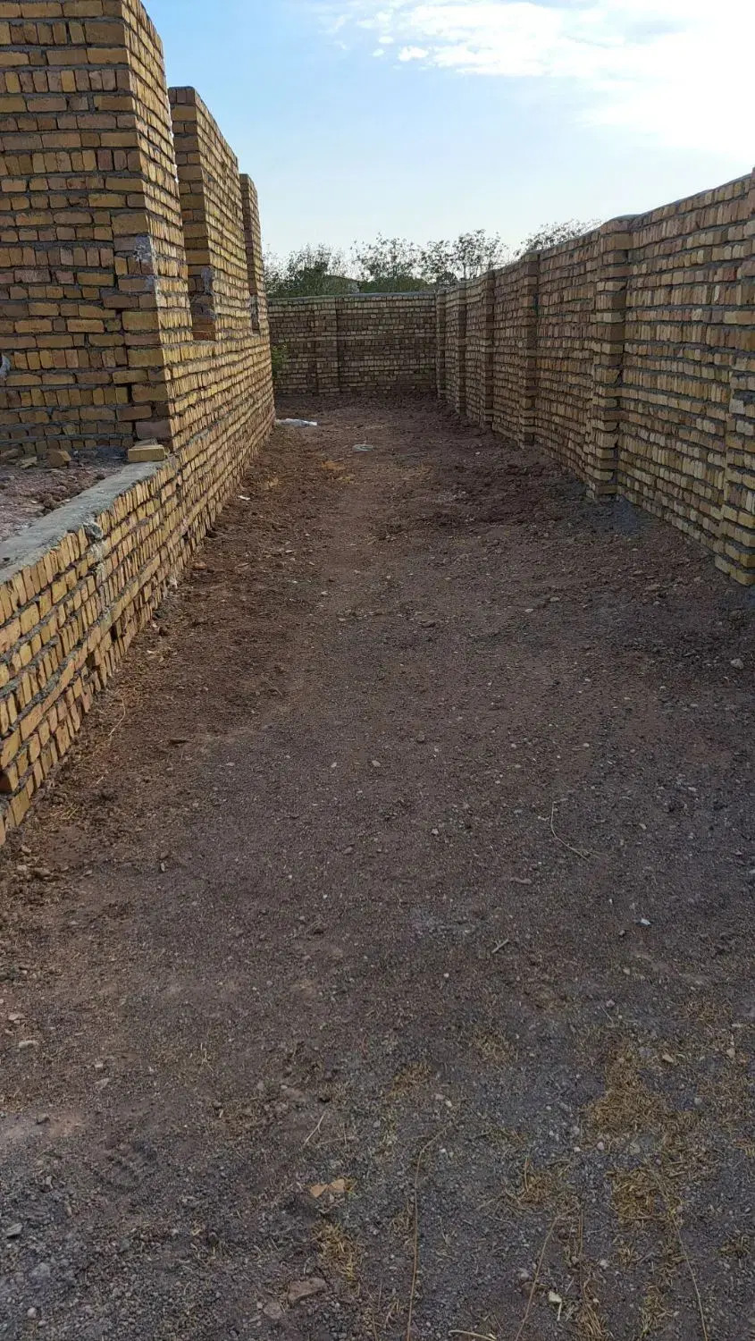 باغ وخانه ویلایی ۱۵۰۰متری چهار دیواری اروس اباد