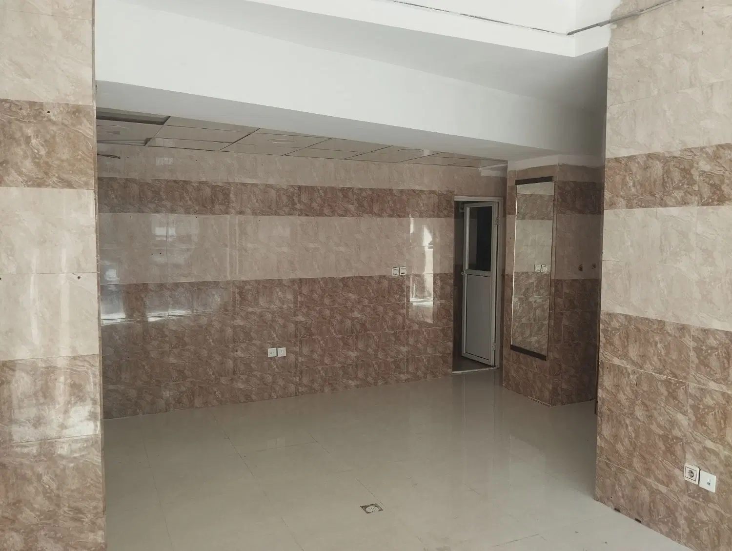 زیر زمین 200 متری