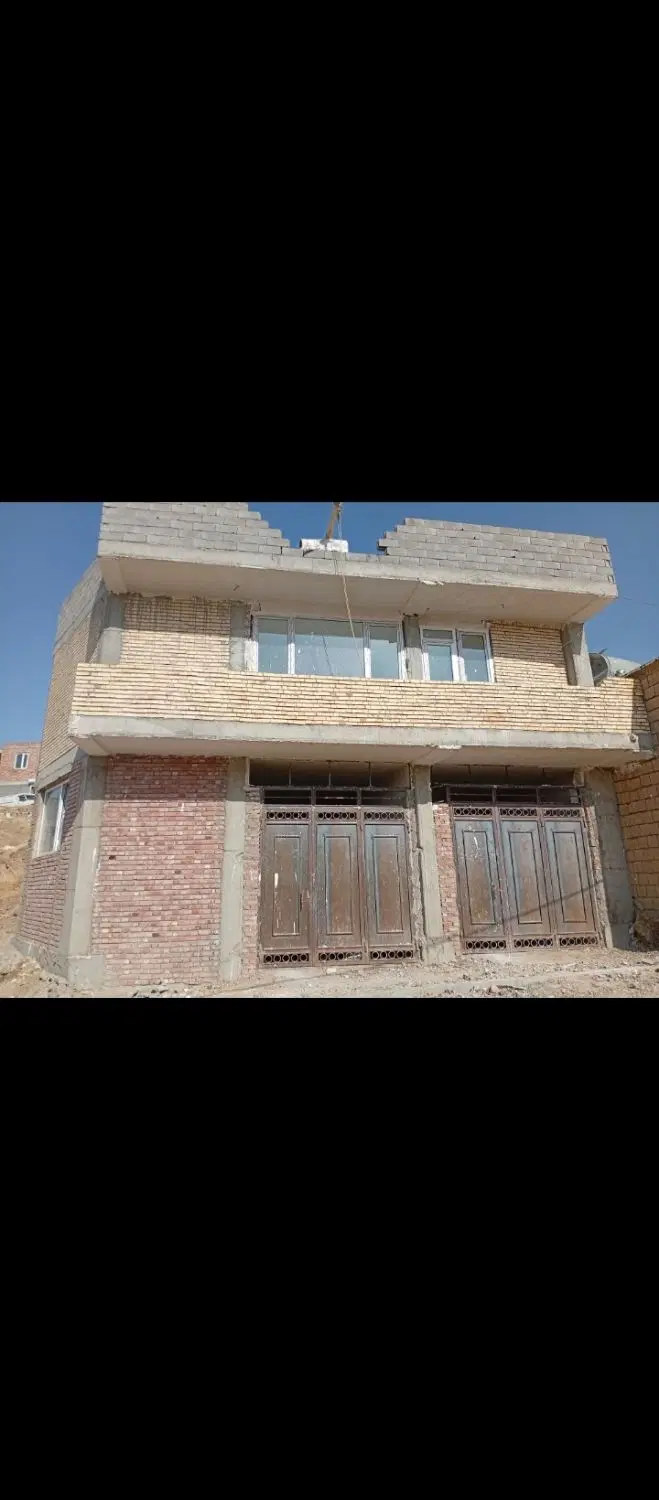 فروش خانه دو طبقه سه نبش واقع در کهریزه