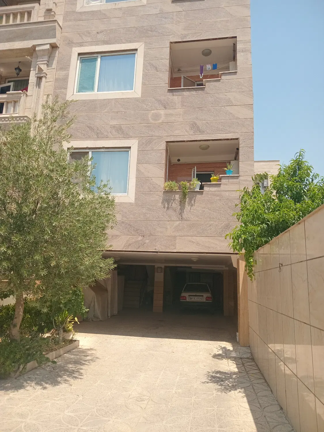 اجاره  آپارتمان تک واحدی دو خوابه محل  امن و آرام