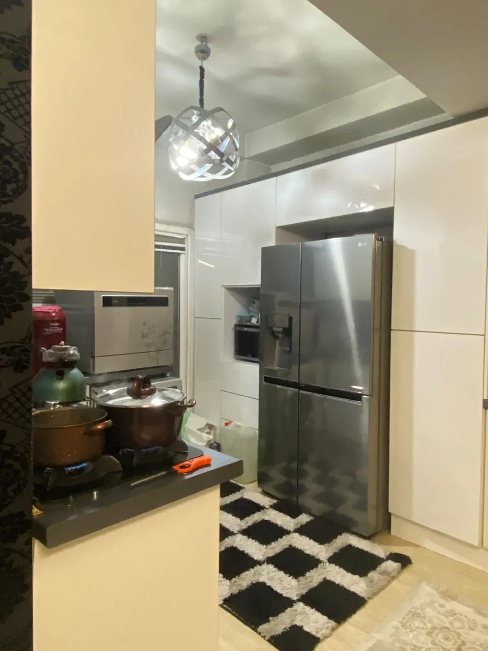 فروش واحد 81 متری