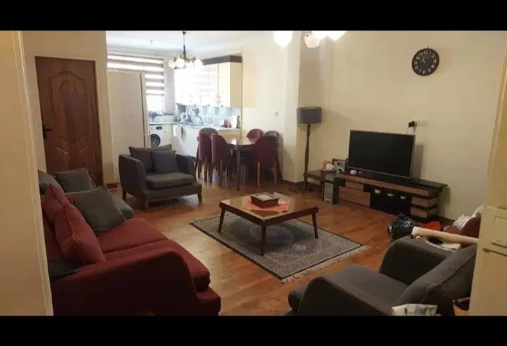 همخونه خانم نیازمندیم