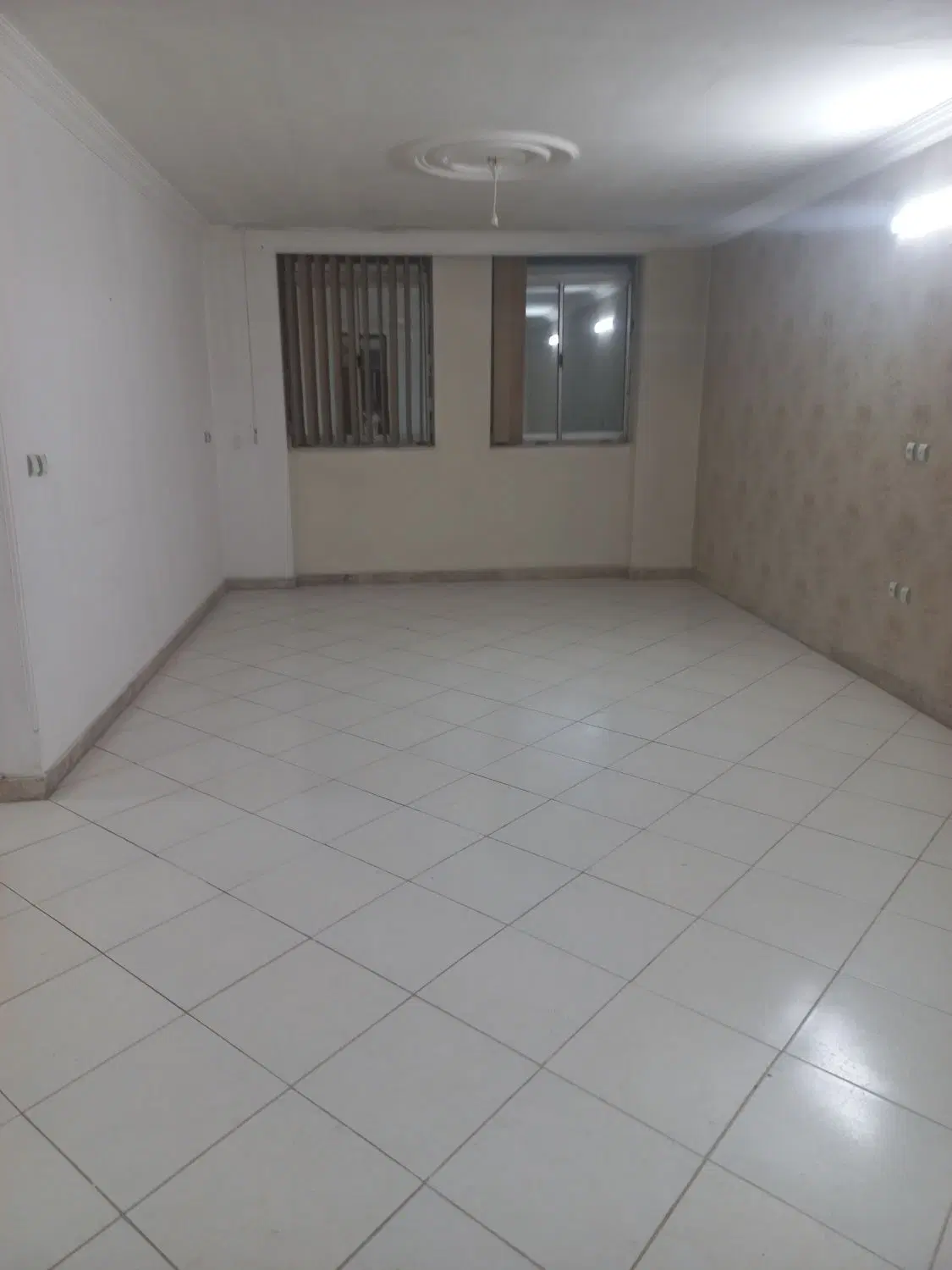خانه ویلایی طبقه همکف