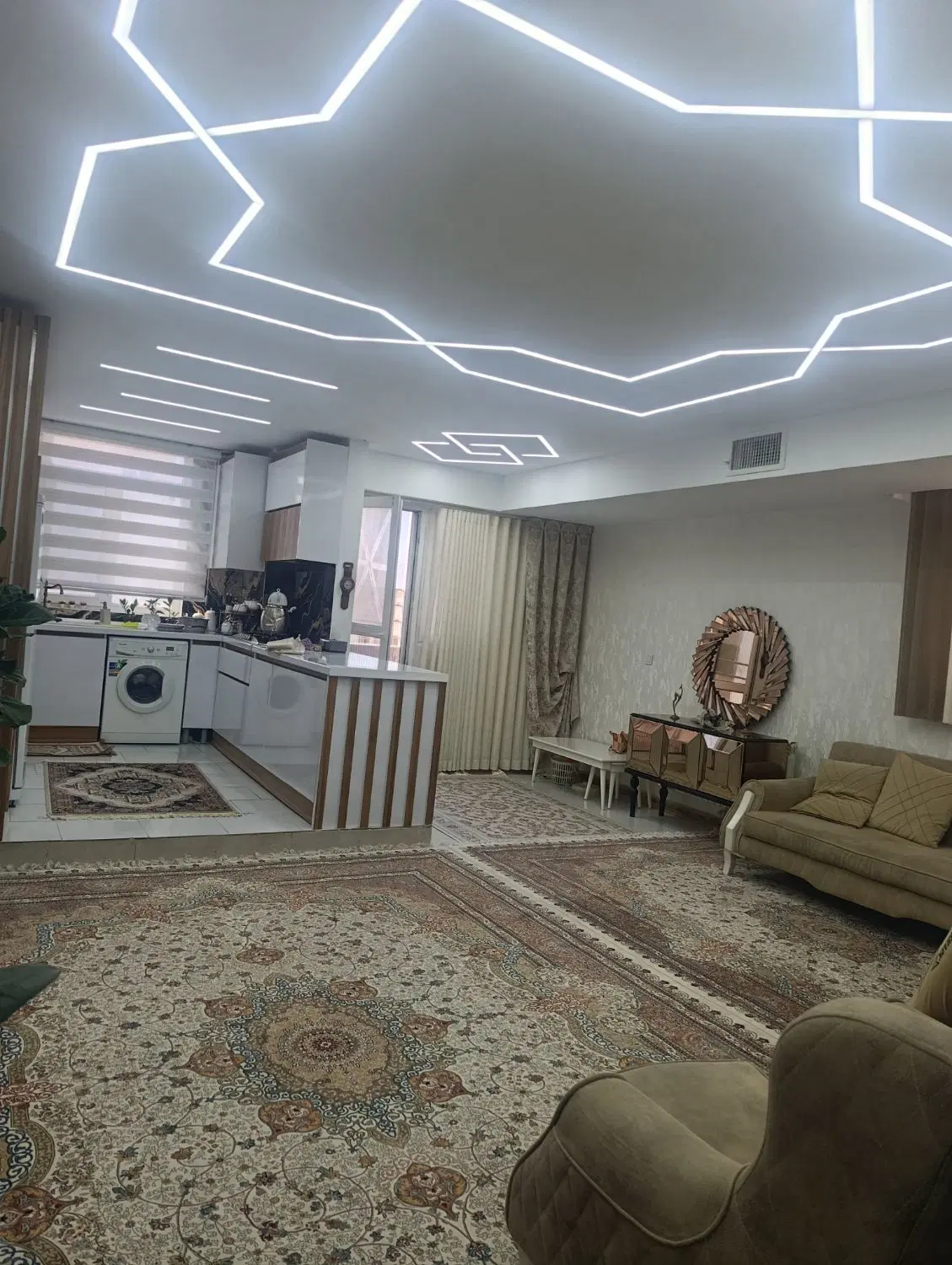 فروش واحد پارکینگ دار فاز۴شمال