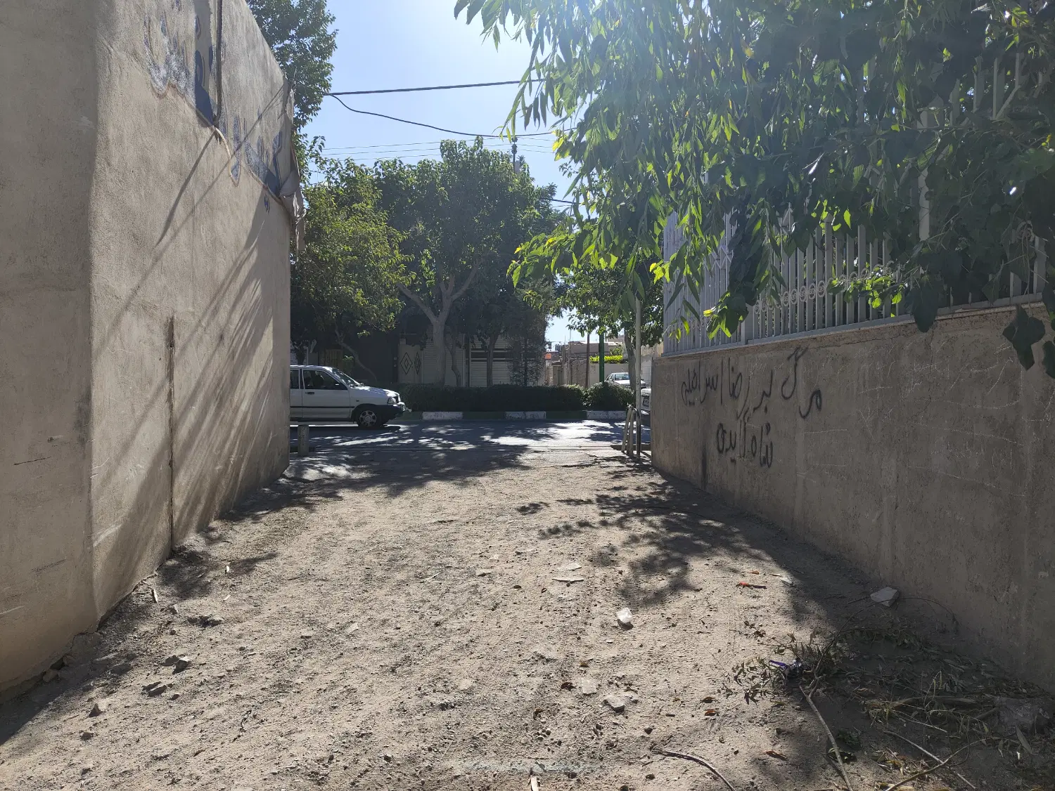 فروش زمبن چهار دیواری