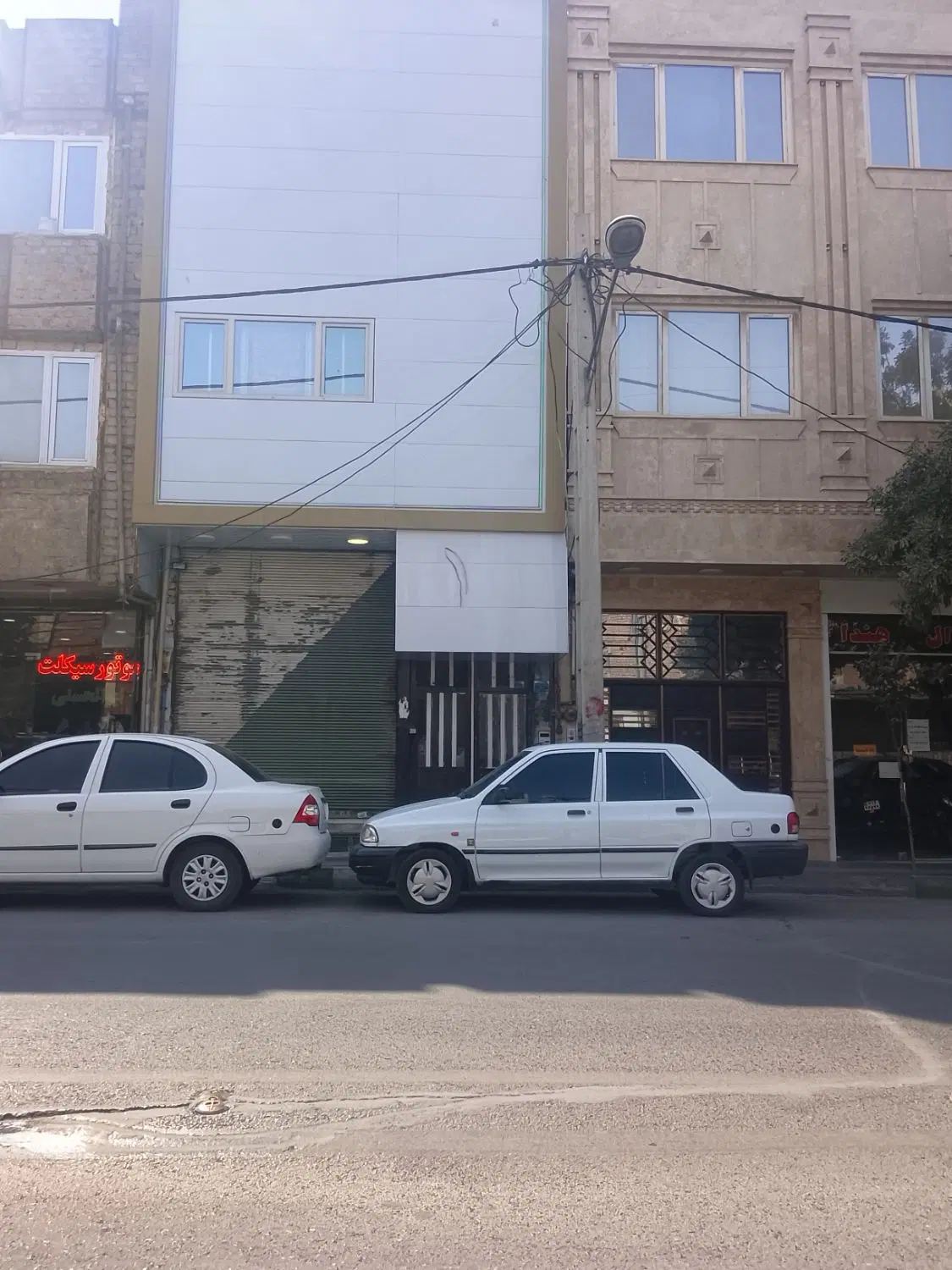 ملک تجاری مسکونی بحر ۲۰متری مطهری