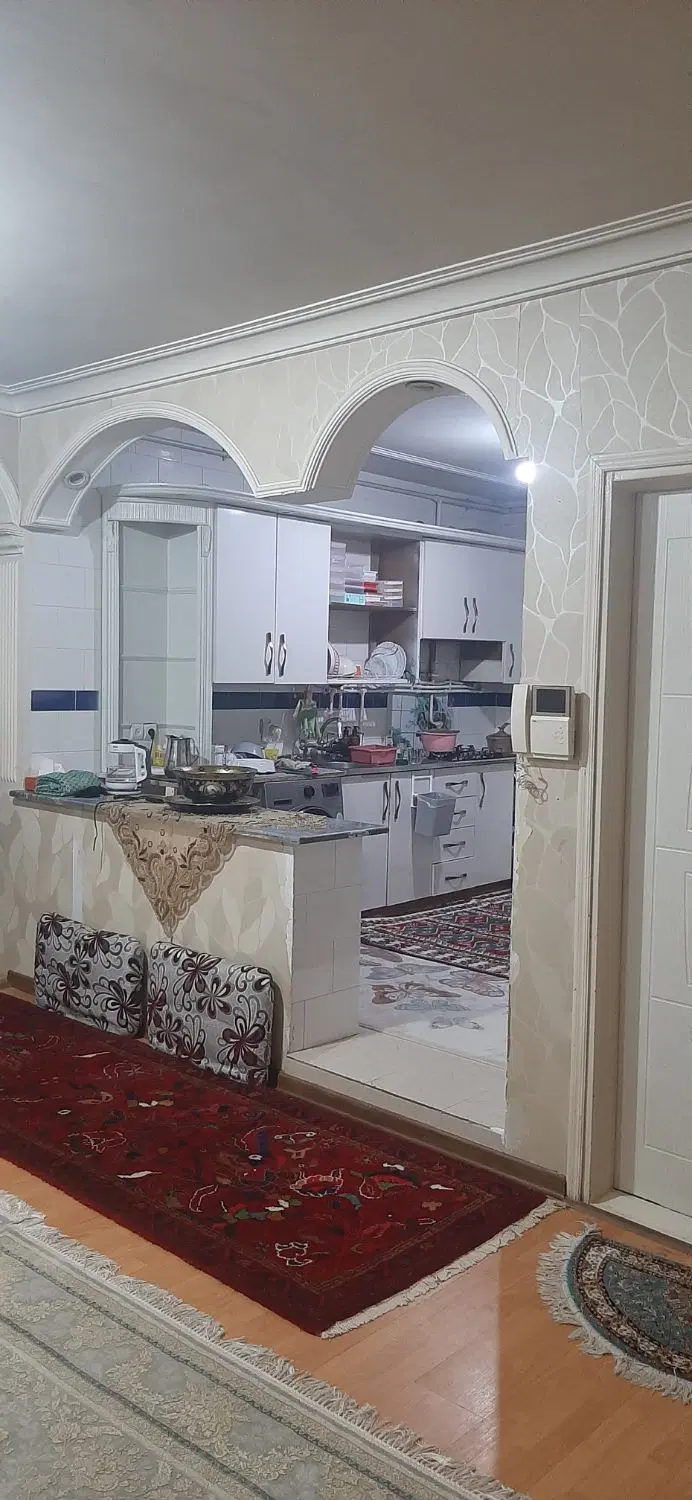 یک واحدآپارتمان ۱۰۰متره ژاندامری ابتدای تازه شهر