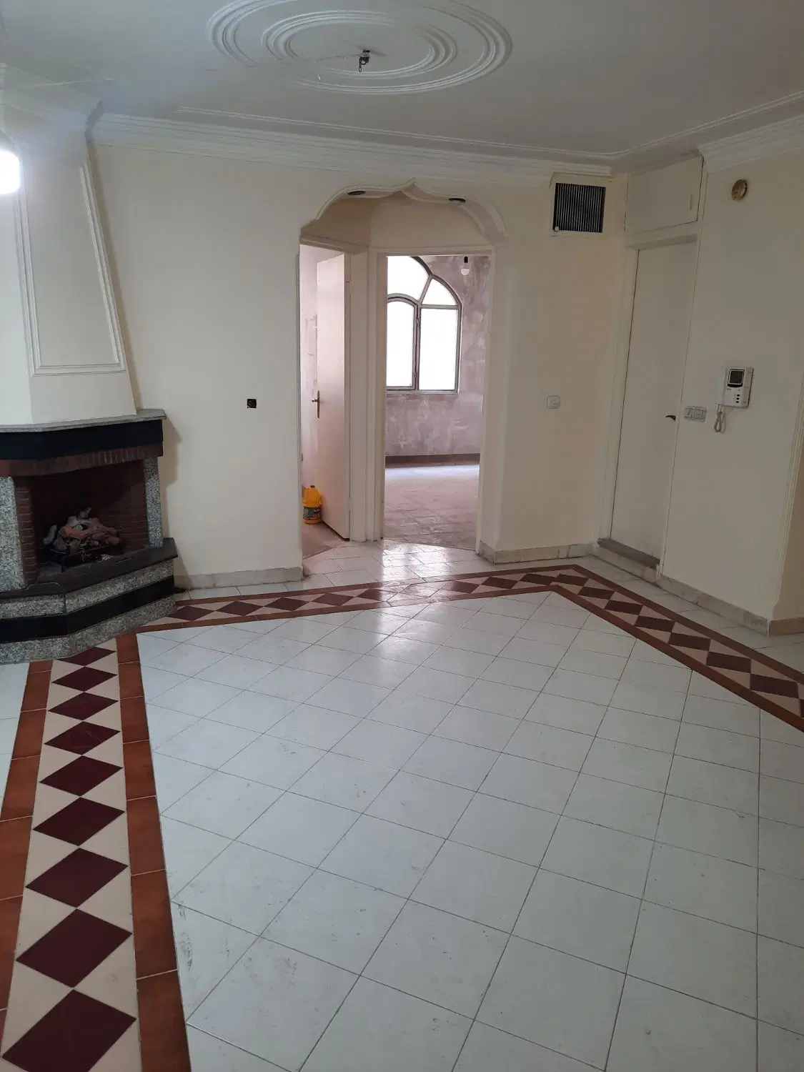 فروش یکدستگاه آپارتمان