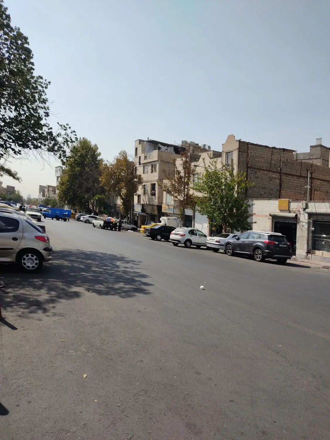 تهران پارس زهدی مغازه 65متری