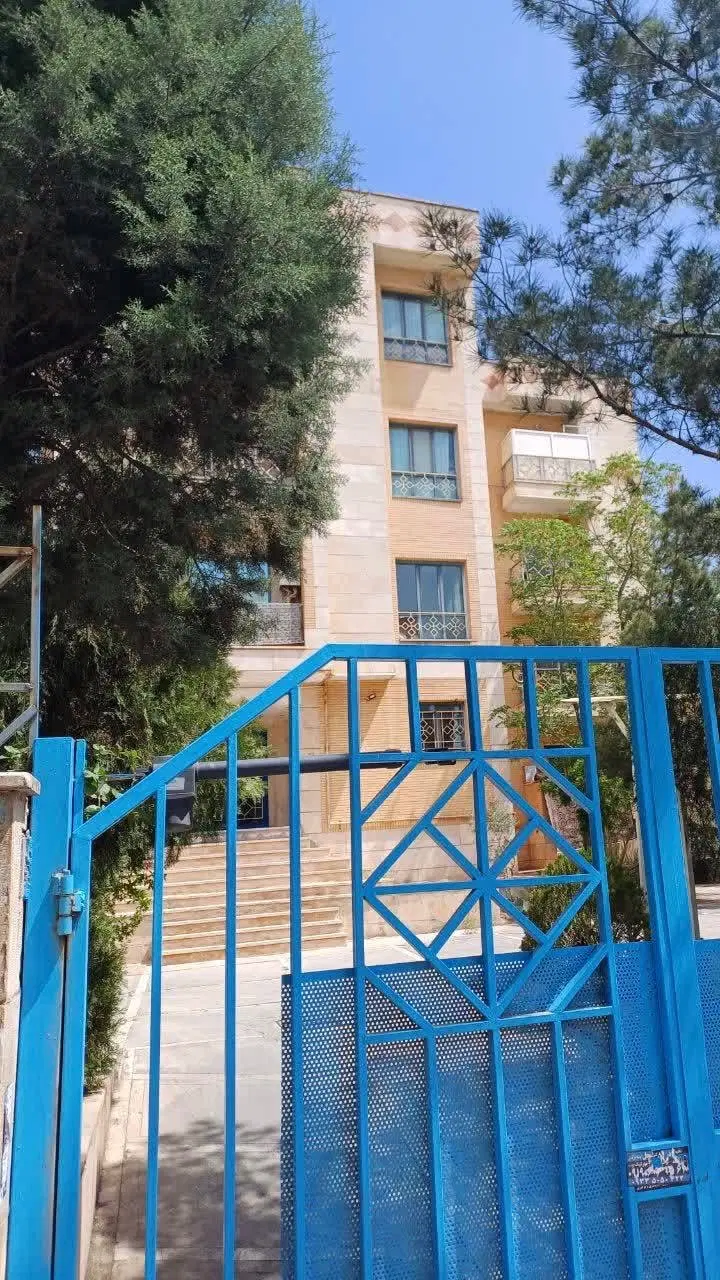 واحد ۹۹ متری فاز۲_معاوضه با خودرو_۲تراسه_سند آزاد