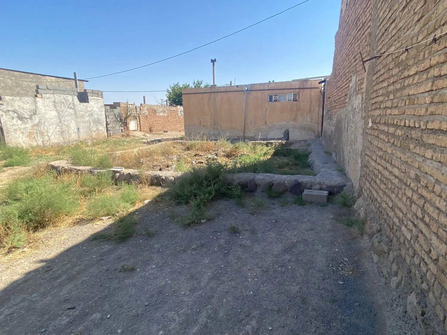 زمین ۵۶متر پی ریزی شده در الوار سفلی