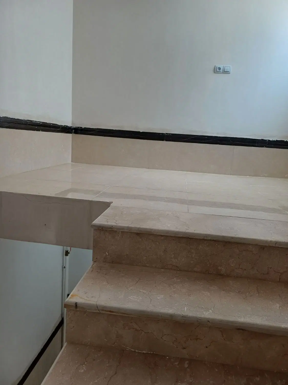 خانه ویلایی ابتدای نایسر شهرک سکوریت