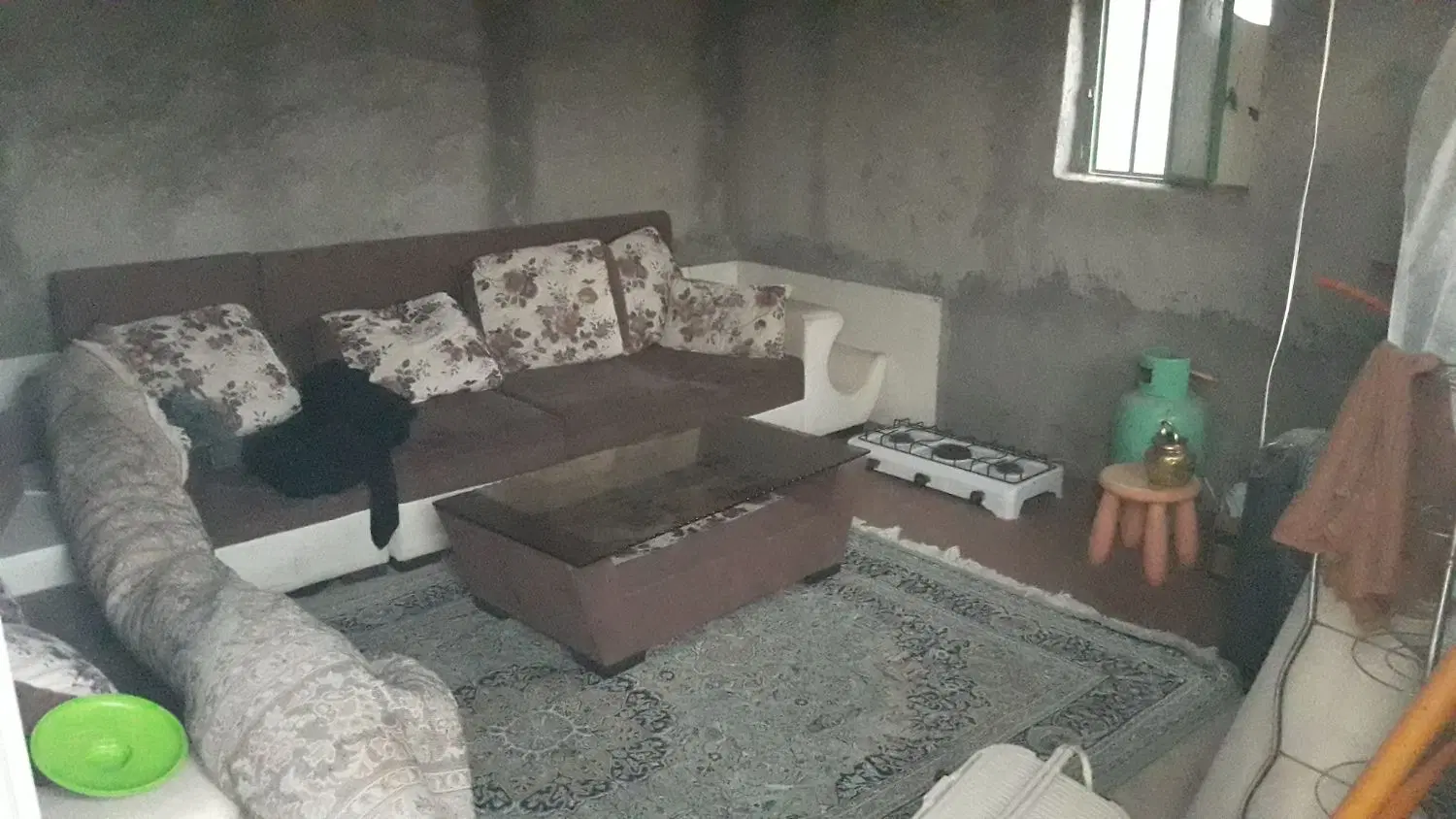 زمین باغچه و مناسب دامداری