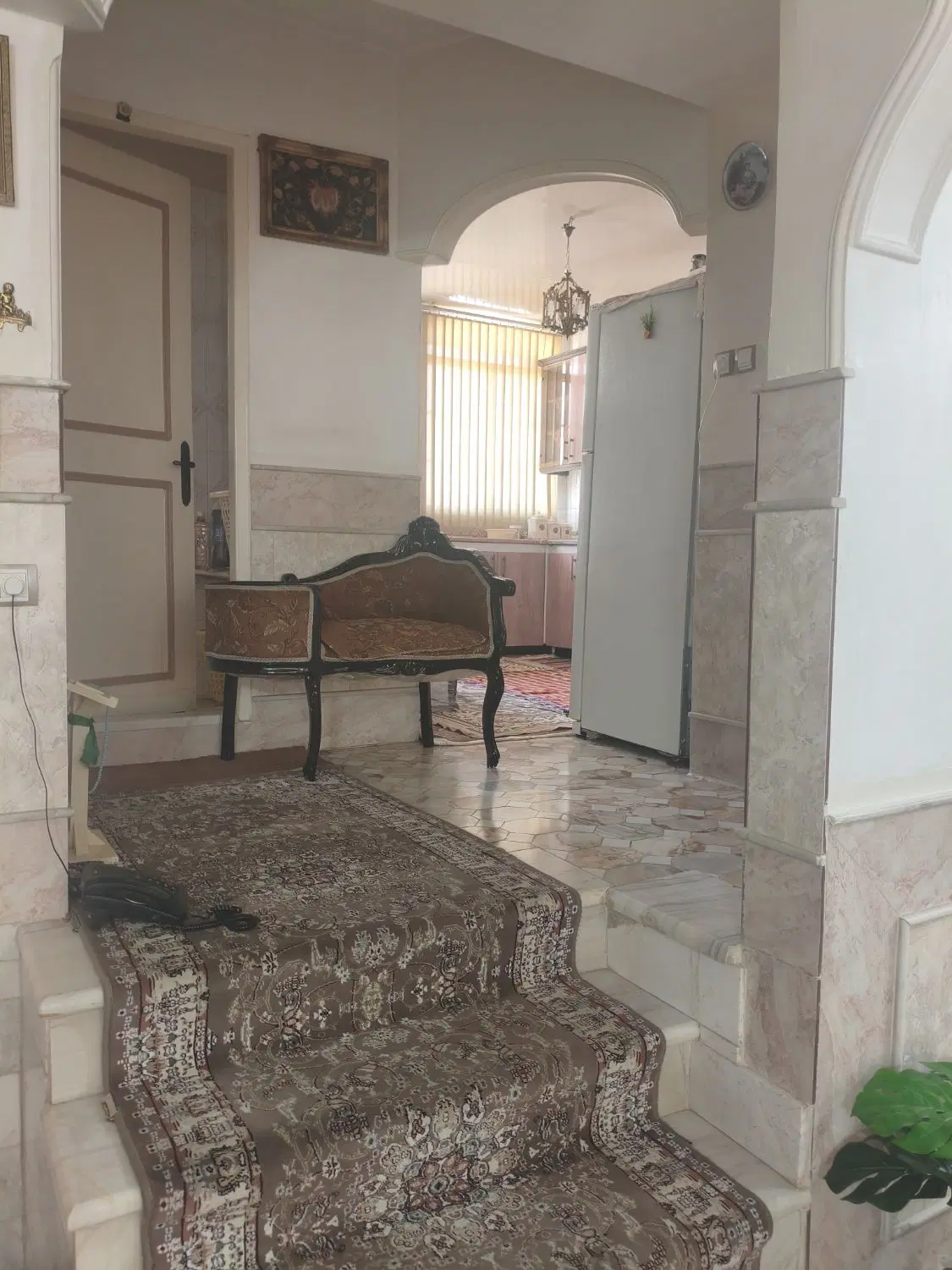 ملک جنوبی دو طبقه در انصارالحسین