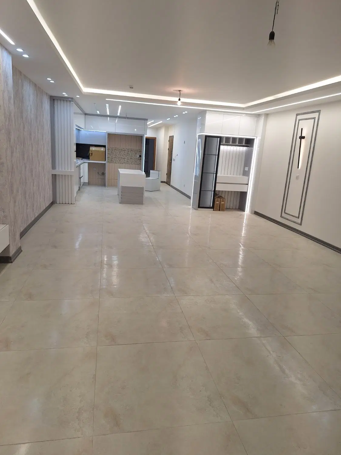 اپارتمان ۱۲۶ متری