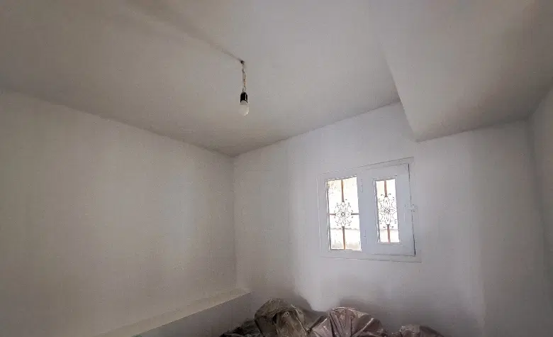بازسازی شده ۵۰ متری_دسترسی آسان به مترو و تره بار