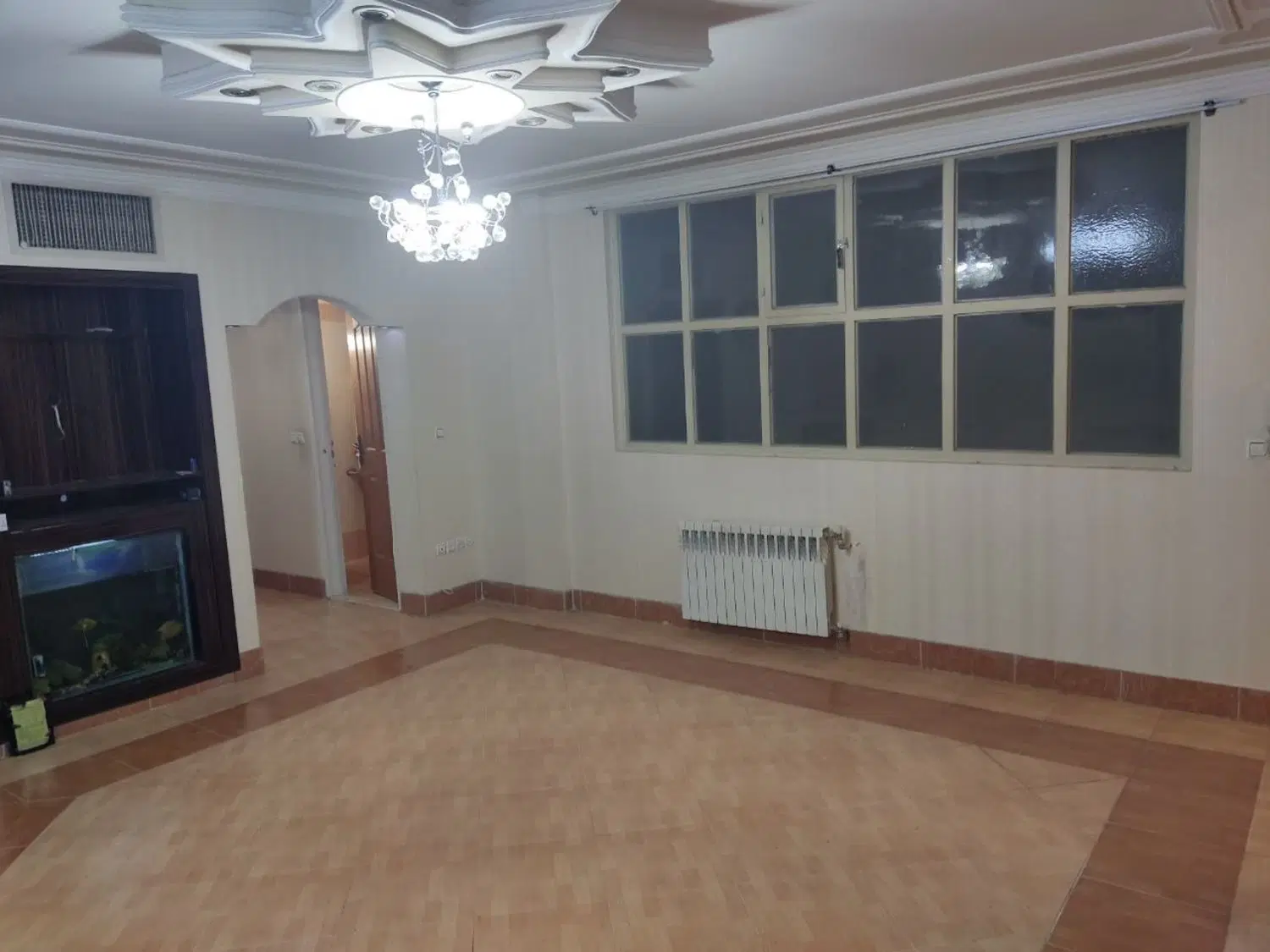 ۱۲۰ متر میرزای شیرازی