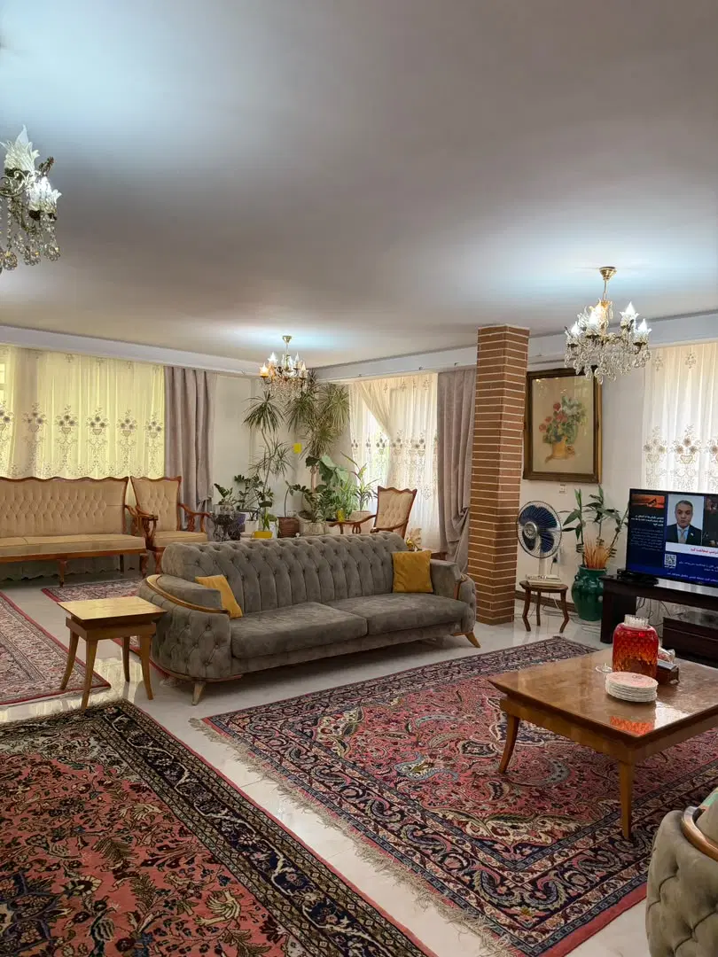 سلام واحترام آپارتمان مسکونی سه بر نور میدان بیمه