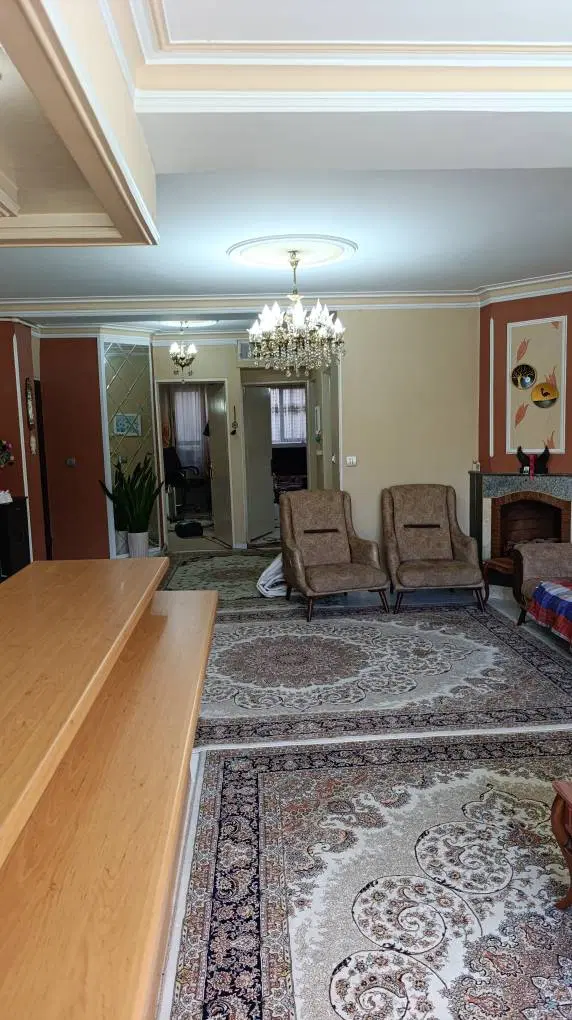 خانه ۹۱متری آپارتمانی شهرک استادان