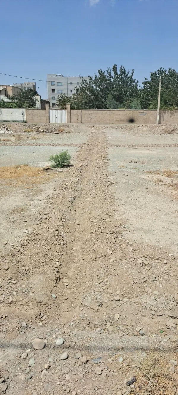 زمین با موقعیت تجاری مسکونی