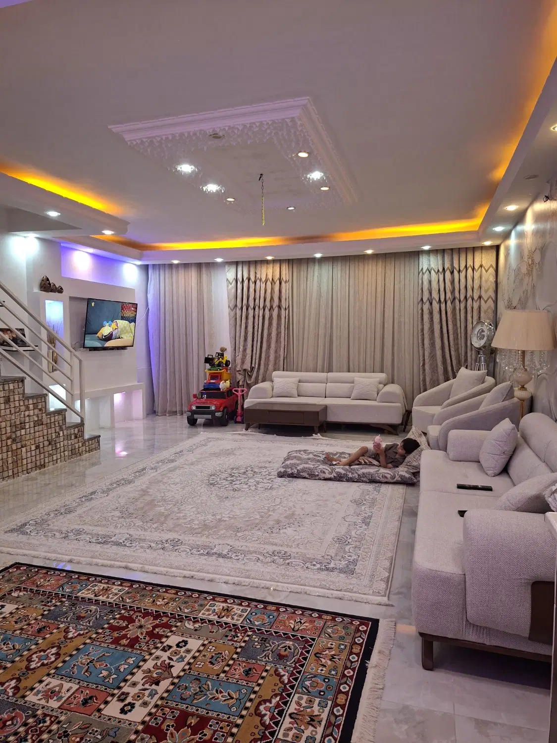 خانه فروشی همکف با سویت قابل سکونت