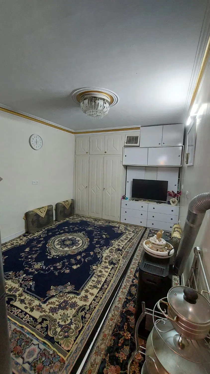 ۳۷ متری با قولنامه کد رهگیری دار