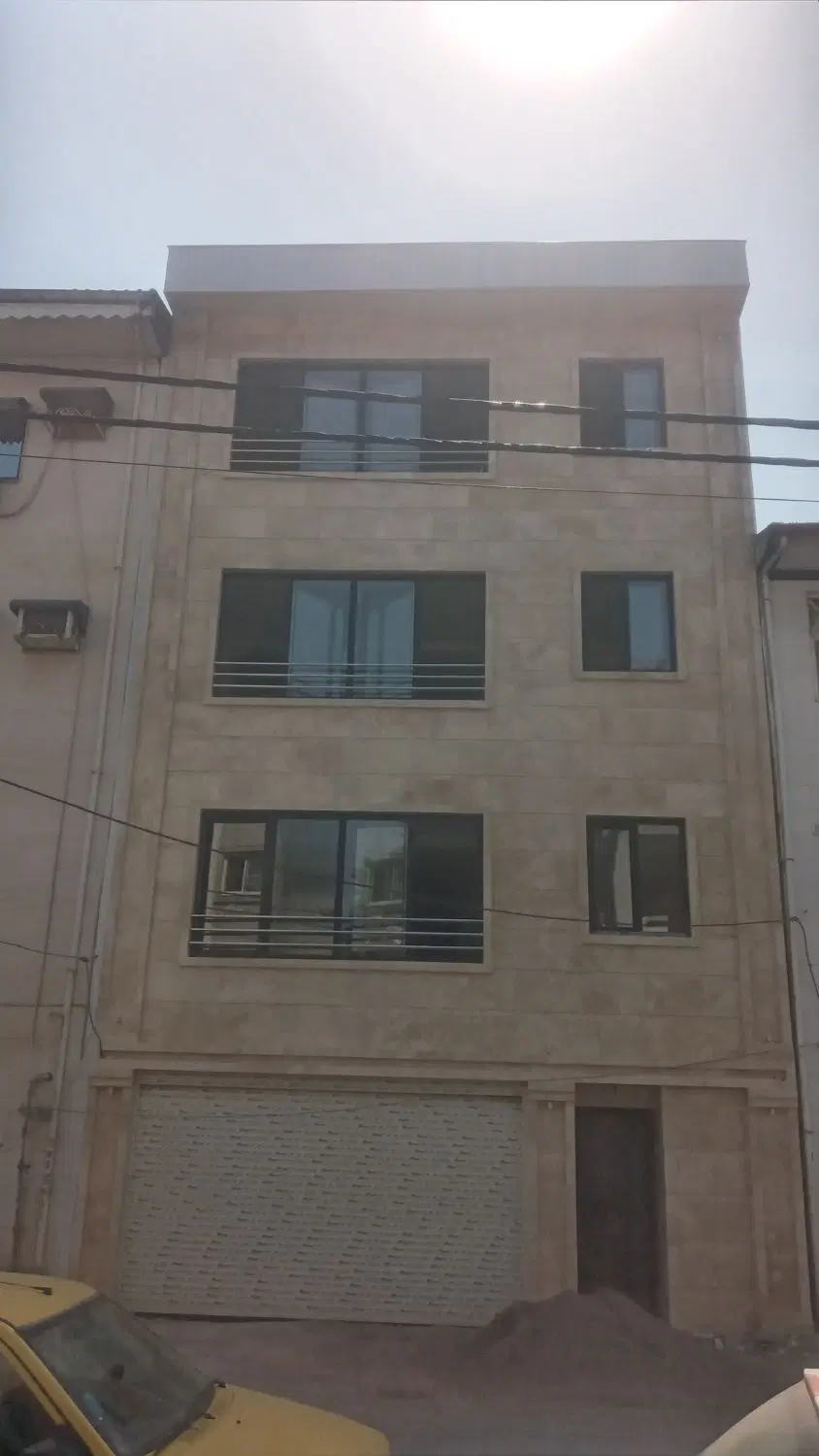 اپارتمان نوساز،
