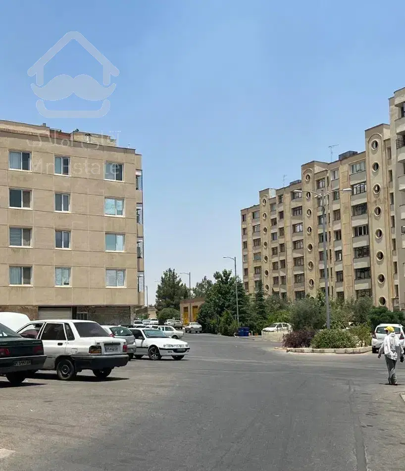 آپارتمان دوخوابه مجتمع زیتون شهرک گلستان