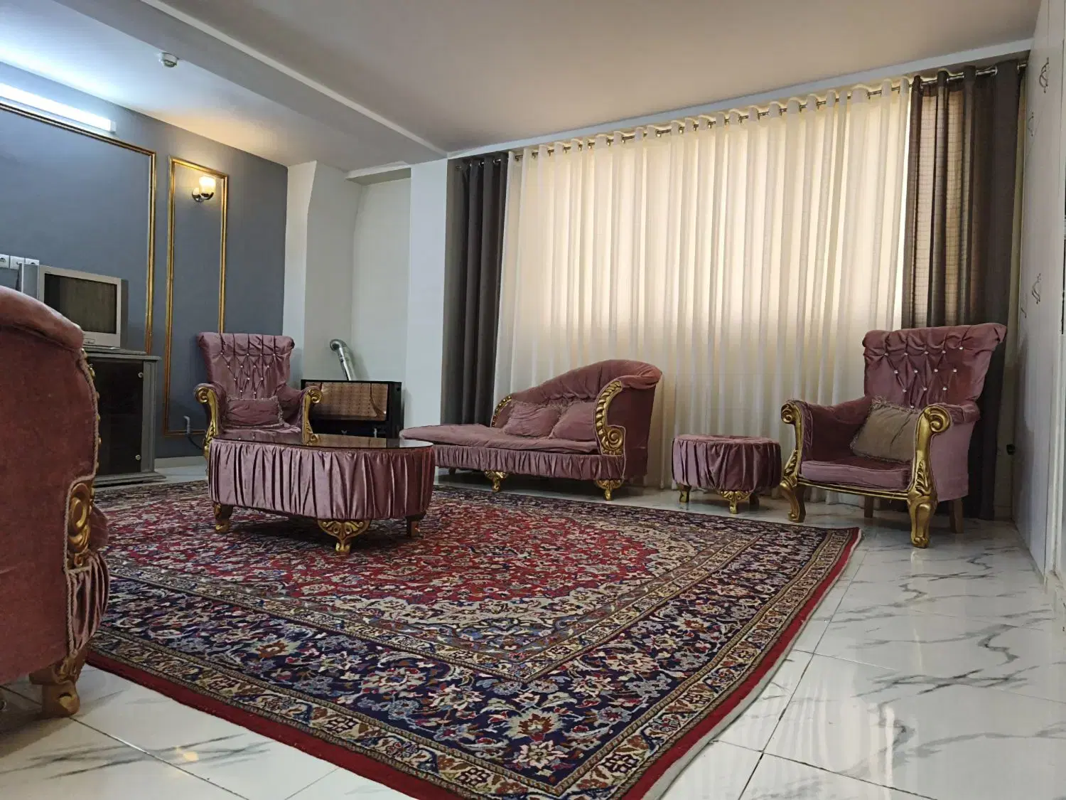 اجاره روزانه آپارتمان مبله سویت دوخوابه پردیسان