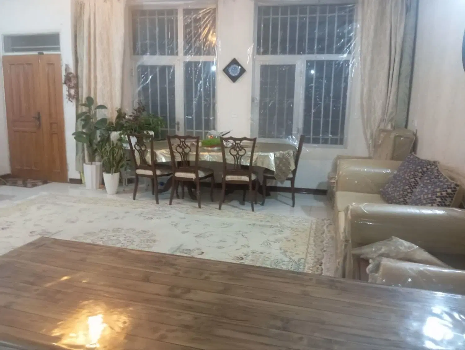 180متر ویلایی ملکشهر