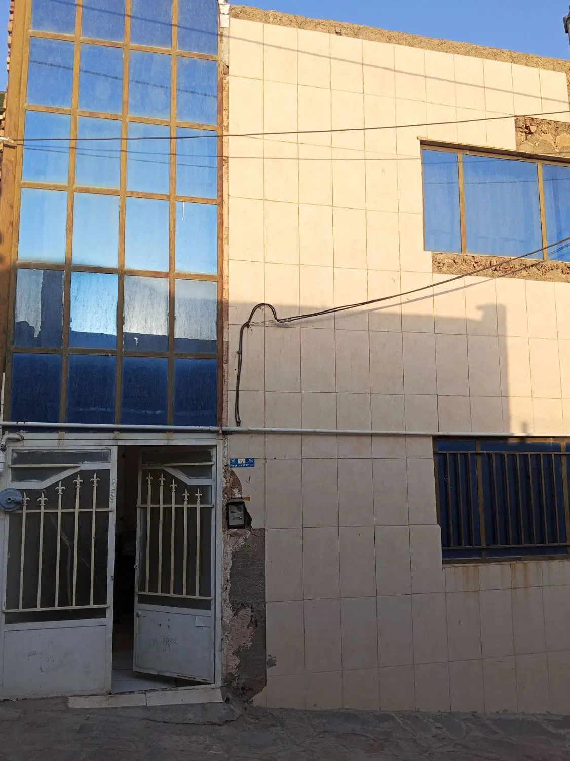 منزل مسکونی در حاجی آباد