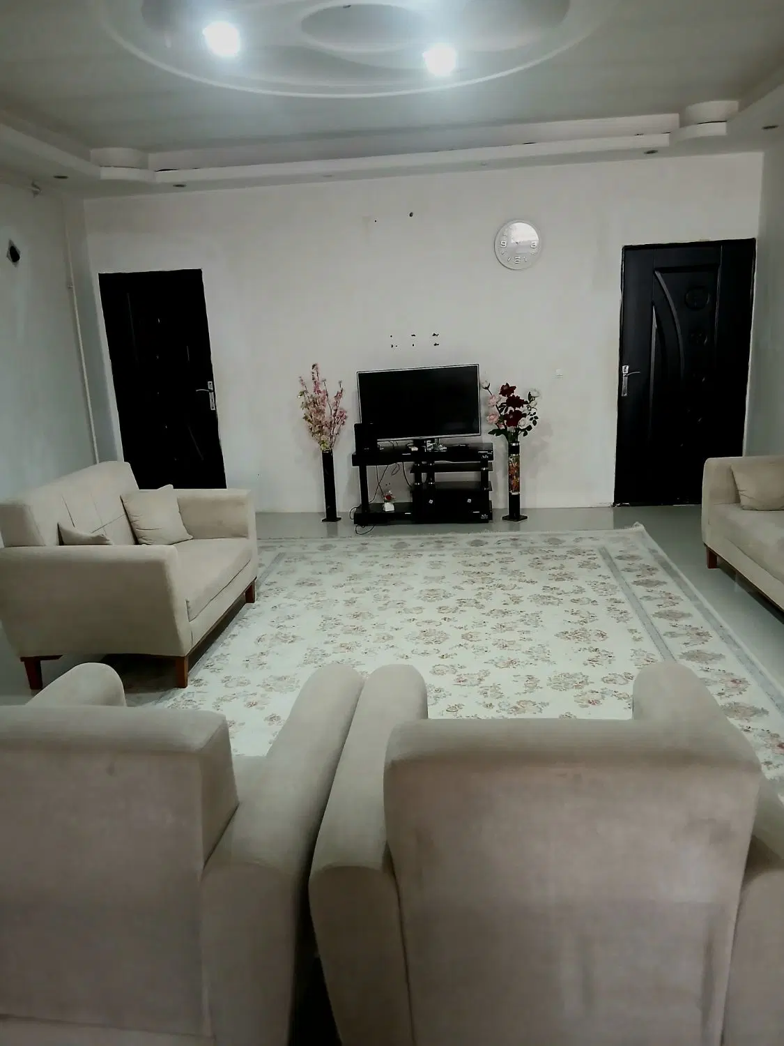 خونه دوطبقه گلند تاریکی