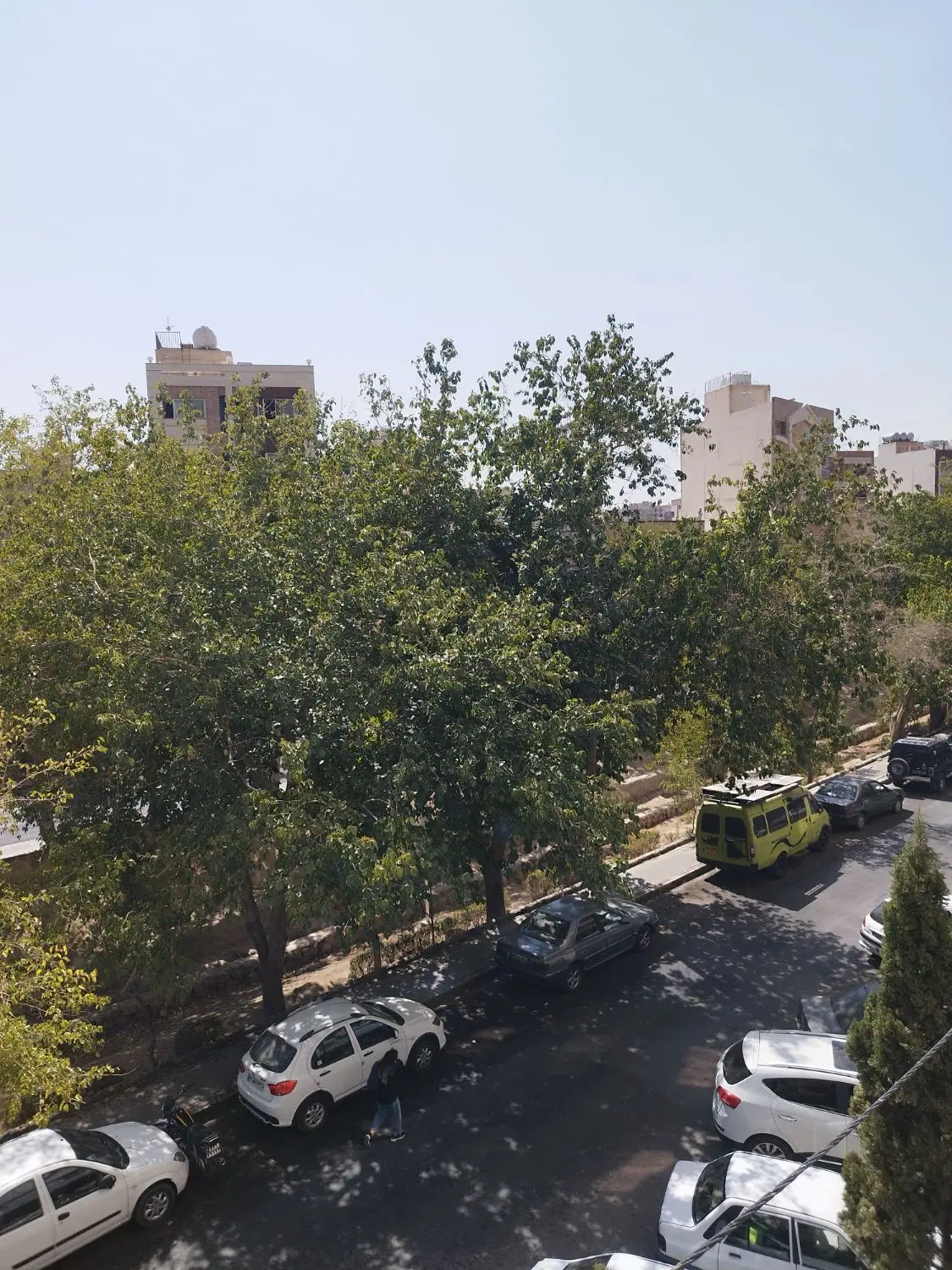 اجاره آپارتمان3 خوابه جنوبی برج آفتاب بلوارایمان