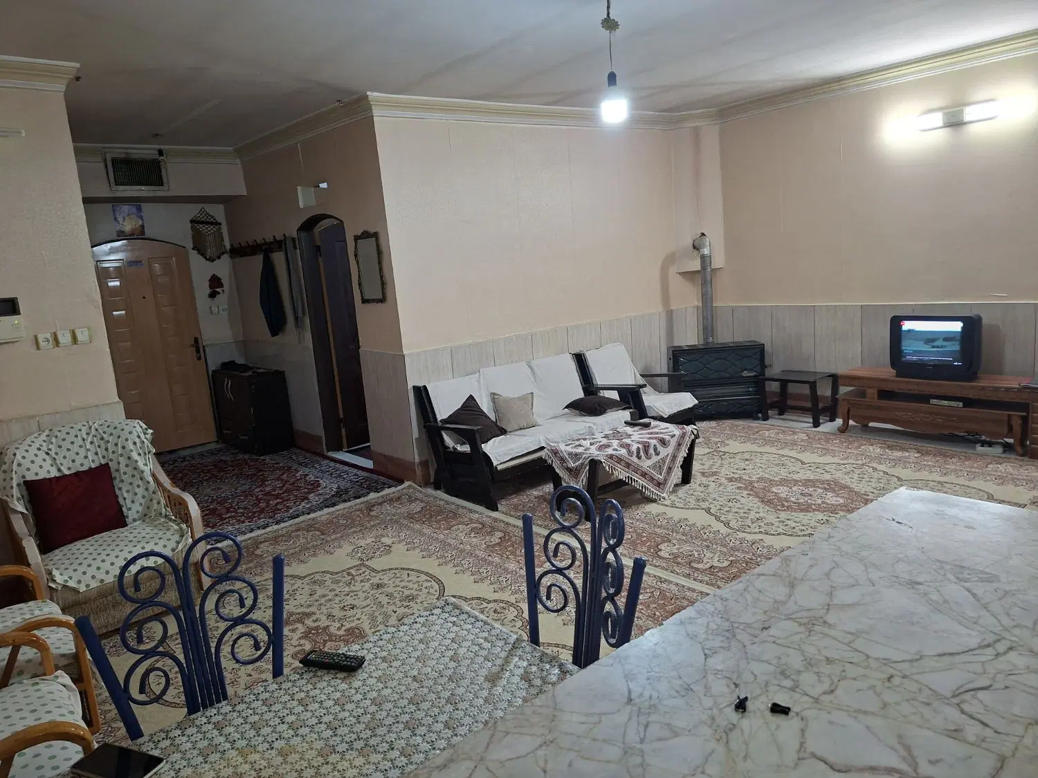 آپارتمان ۷۸ متری ۲خواب داخل ۲۰ متری