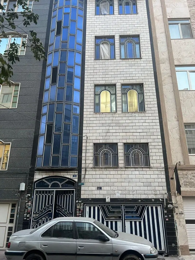 ۴طبقه خ38بین ۱و۲