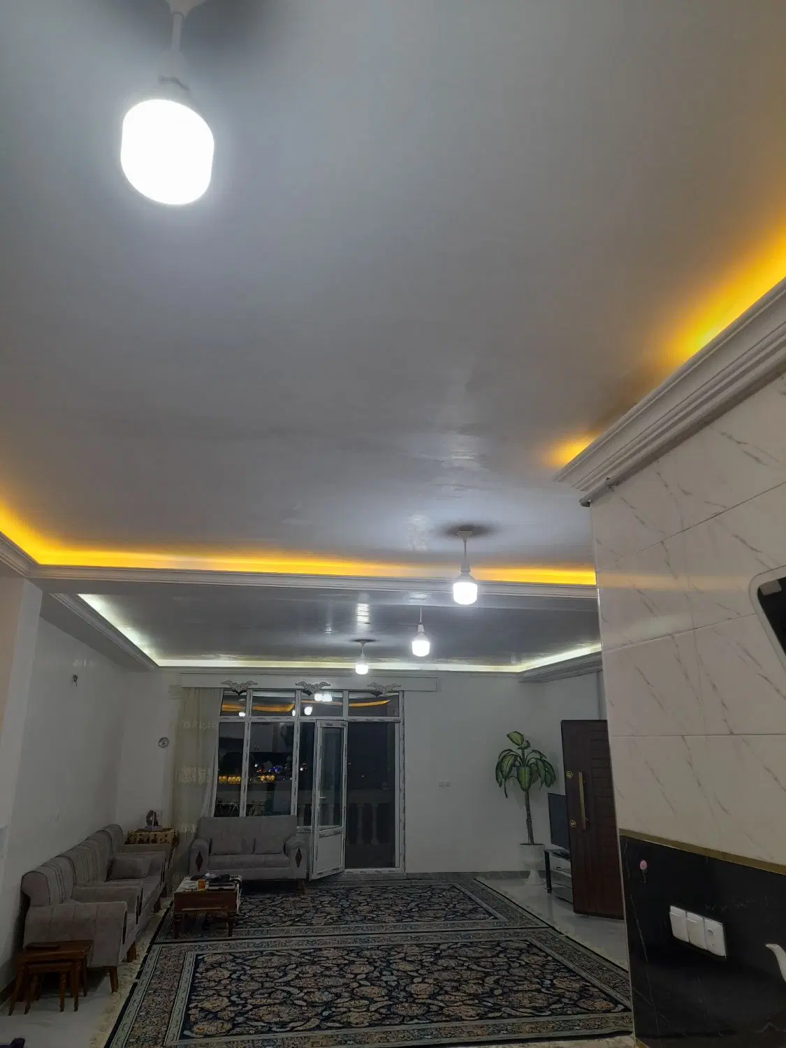 واحدفروشی ....شهرک زیبای فرمانیه