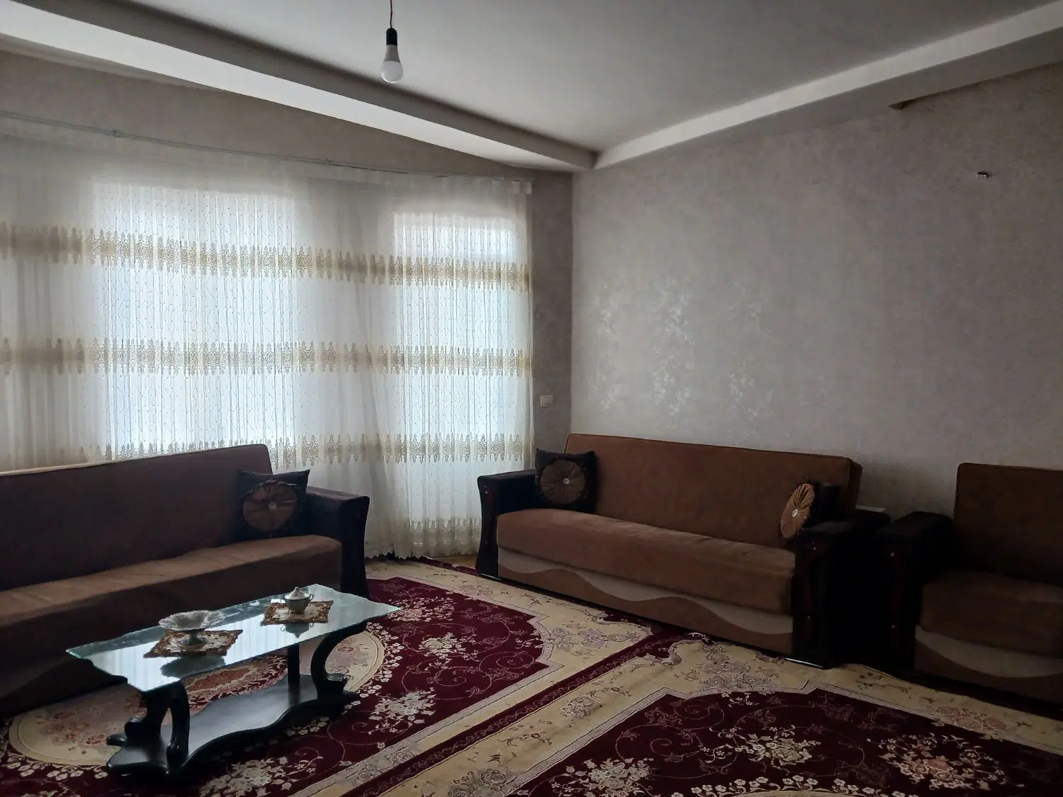 اجاره‌ روزانه وشبانه در سرعین