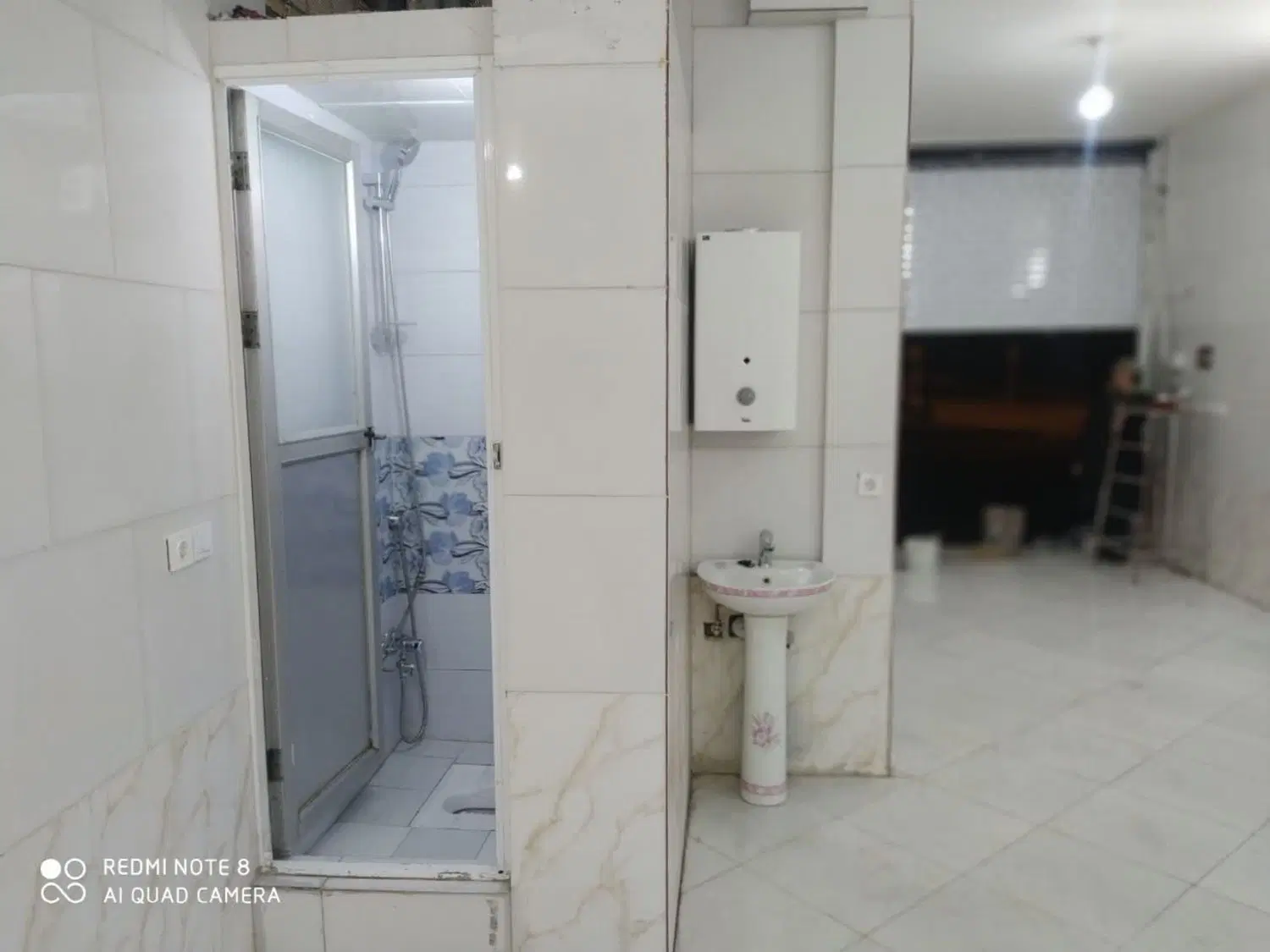 واگذاری یک واحد مغازه و زیرزمین