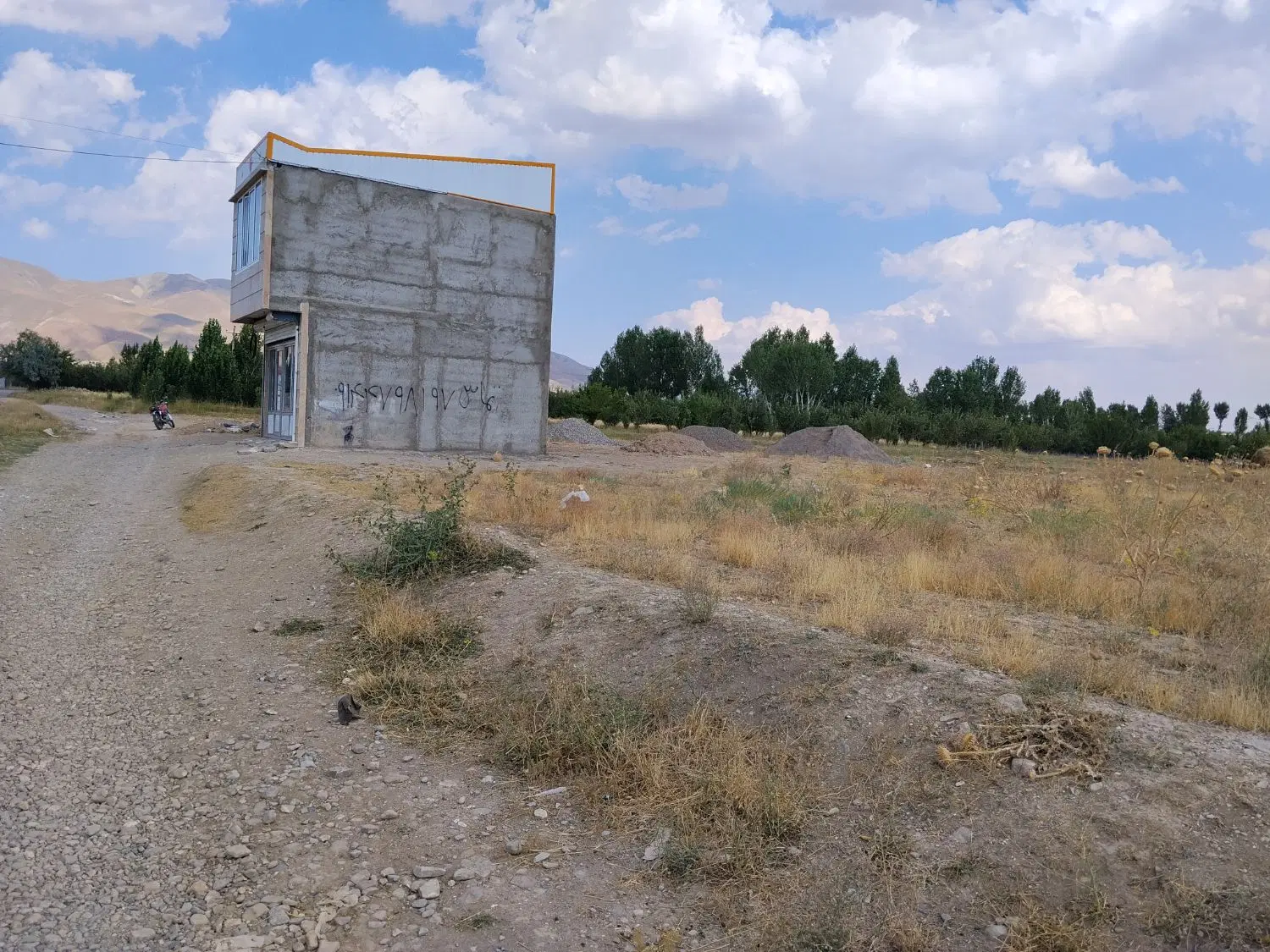 زمین برای ساخت مغازه