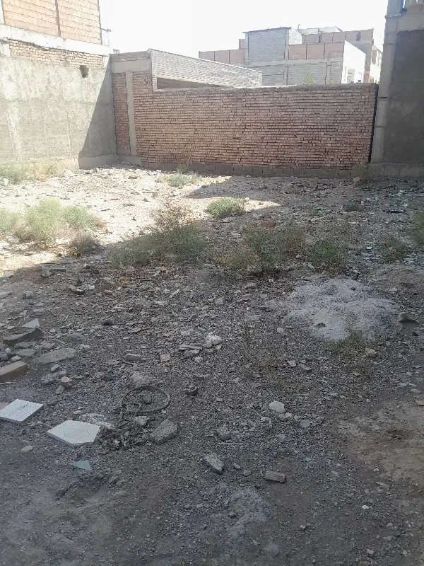 زمین مسکونی