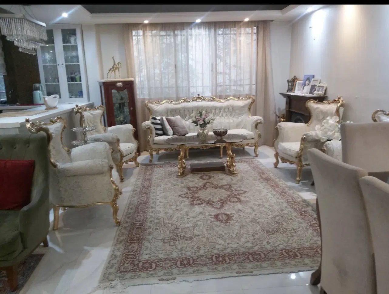 فروش اپارتمان سعادت اباد