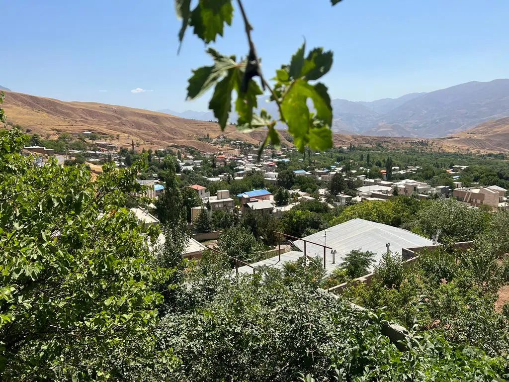 ویلای در بست در الموت معلم کلایه
