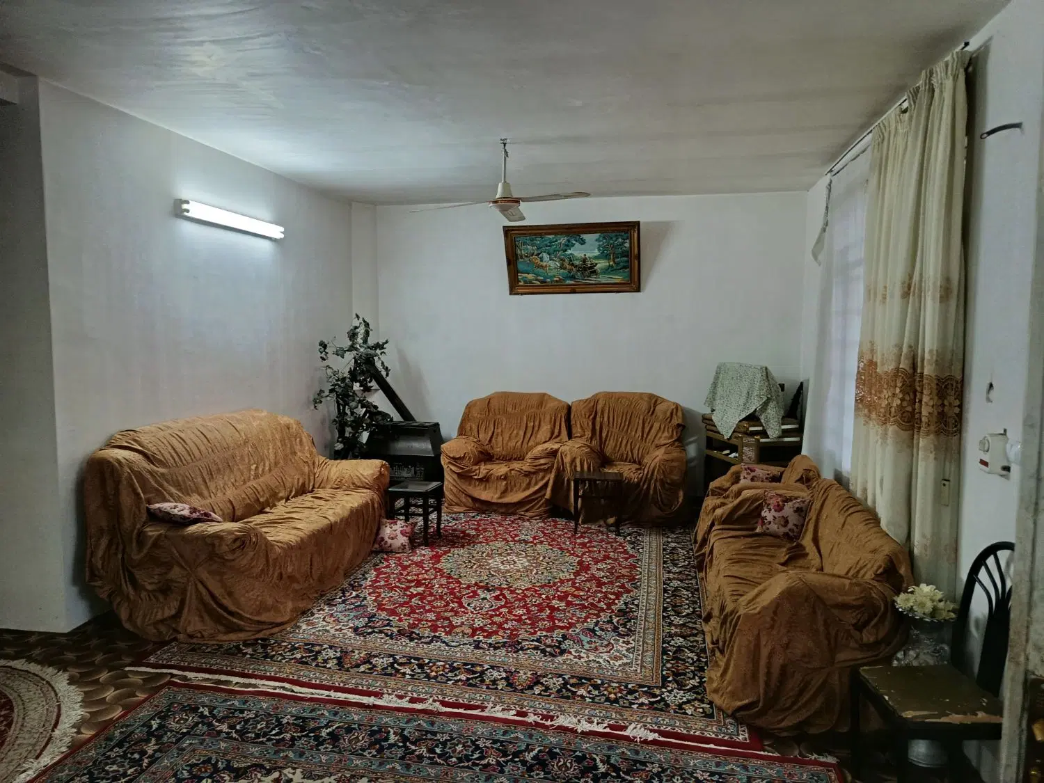 باغ 800 متر در شاهنامه 35